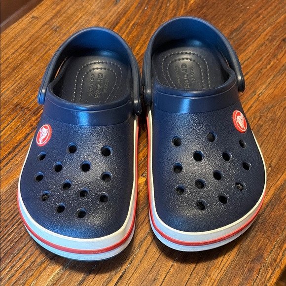 CROCS Kids Navy and Red Shoes - Picture 1 of 6